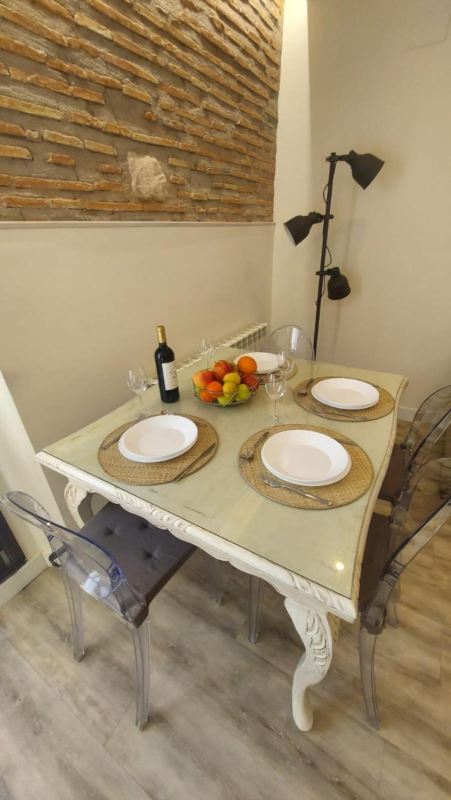El Rincon De Valeria By Unique Rooms Burgos Luaran gambar